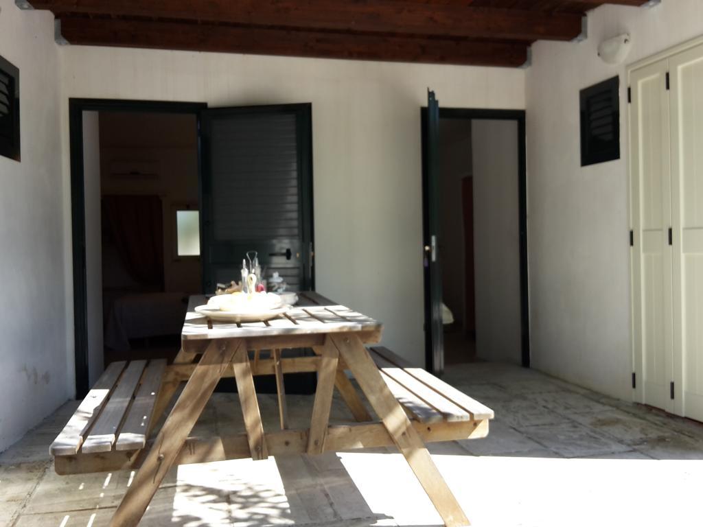 Agriturismo Vignavecchia วิญากัสตริสิ ภายนอก รูปภาพ