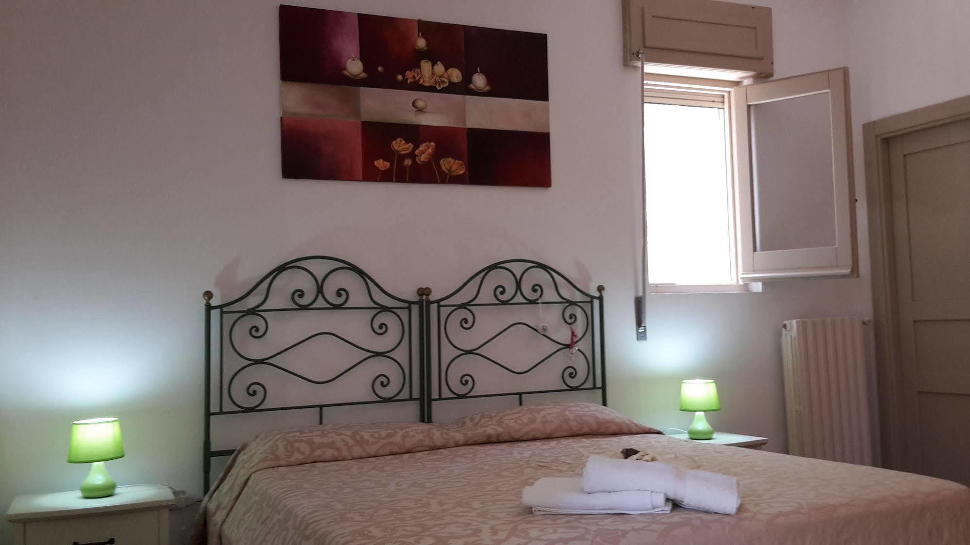 Agriturismo Vignavecchia วิญากัสตริสิ ภายนอก รูปภาพ